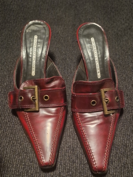 Donald J. Pliner Shoes - Donald J. Pliner Women's Burgundy Leather Pointed Buckle Mules